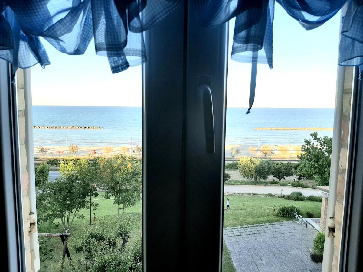 Bio Agriturismo Mare In Campagna Campofilone Екстер'єр фото